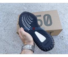 Adidas Yeezy Boost 350 V2 Oreo - Fotografija 5/5