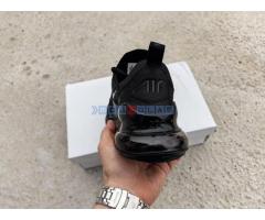 Nike Air Max 270 Triple Black - Fotografija 4/5