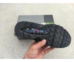 Nike Air Max 95 Triple Black - Fotografija 5/5